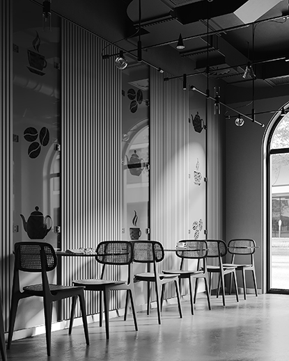 'Memento Café' furniture