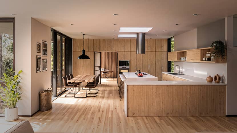 The Making of "Royal I Residence" by Peter Timar